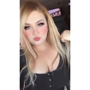 Meet your Posher, Crystal